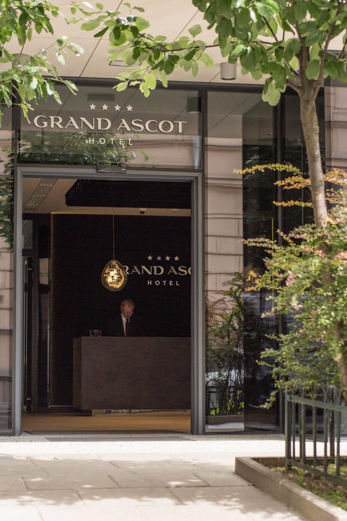 Grand Ascot Hotel Cracovia Esterno foto